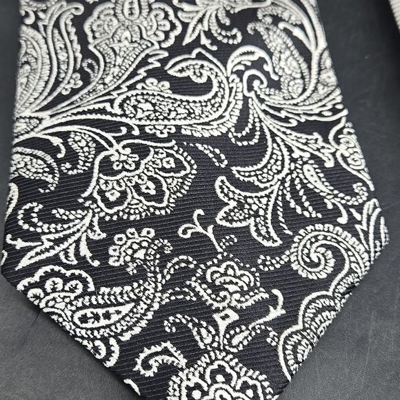 Paul Fredrick Silver White Black Floral And Polka Dot Tie Bundle (2) - Picture 7 of 10